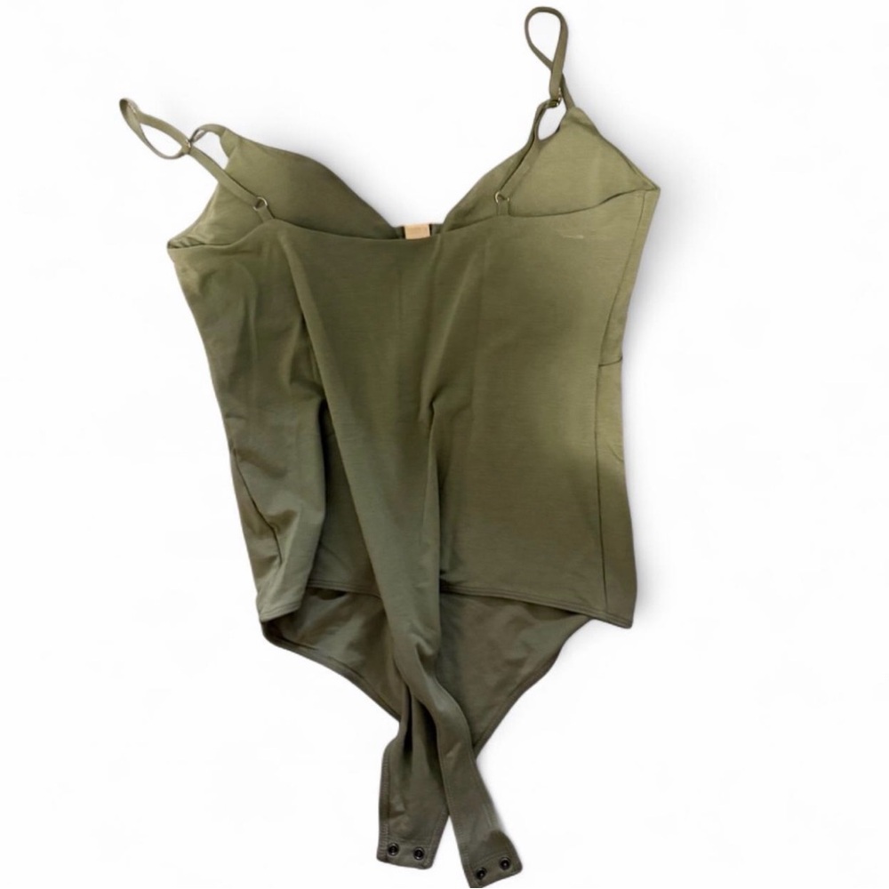 Abercrombie Women's Bodysuit - Picture 3 of 5